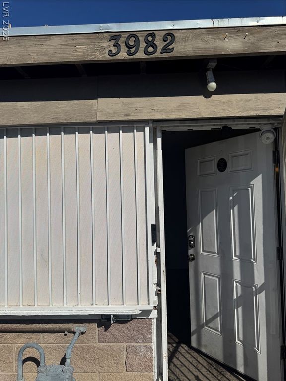 3982 Voxna Street, Las Vegas, NV 89119