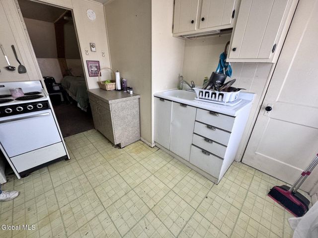 2155 Guilderland Avenue, Schenectady, NY 12306