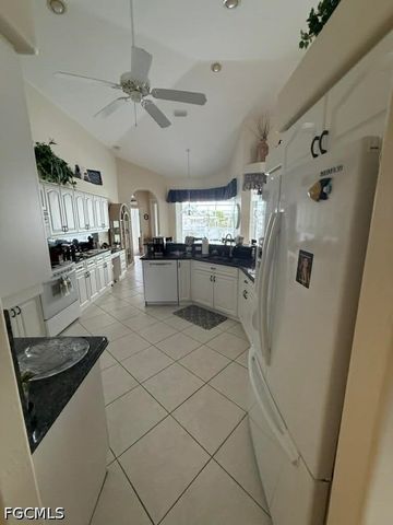 1713 SE 41st ST, Cape Coral, FL 33904