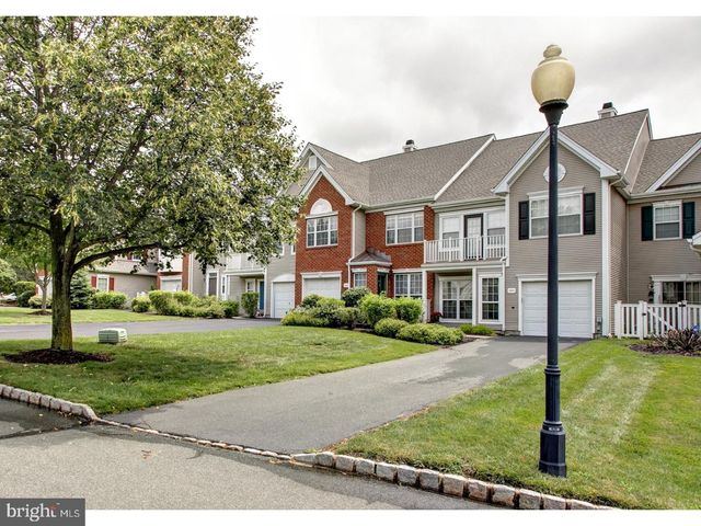 406 PEBBLE CREEK CT, Pennington, NJ 08534