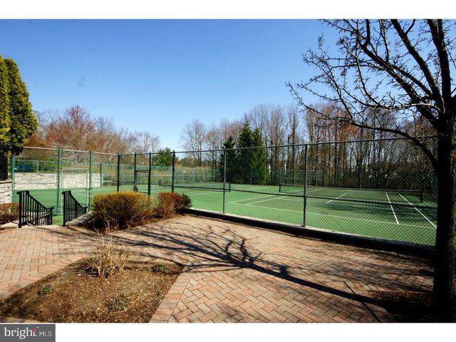 406 PEBBLE CREEK CT, Pennington, NJ 08534