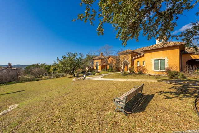 6710 Ghia Ln, San Antonio, TX 78257