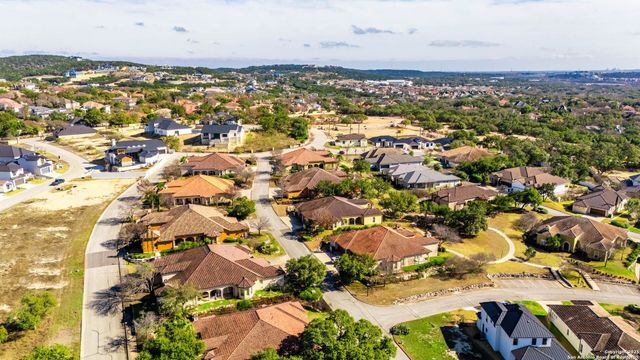 6710 Ghia Ln, San Antonio, TX 78257