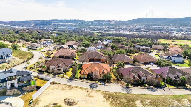 6710 Ghia Ln, San Antonio, TX 78257