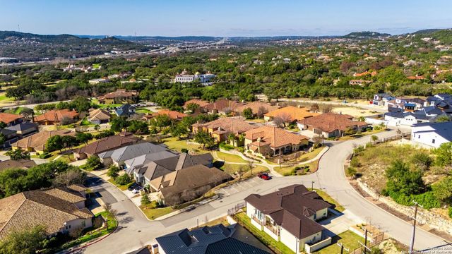 6710 Ghia Ln, San Antonio, TX 78257