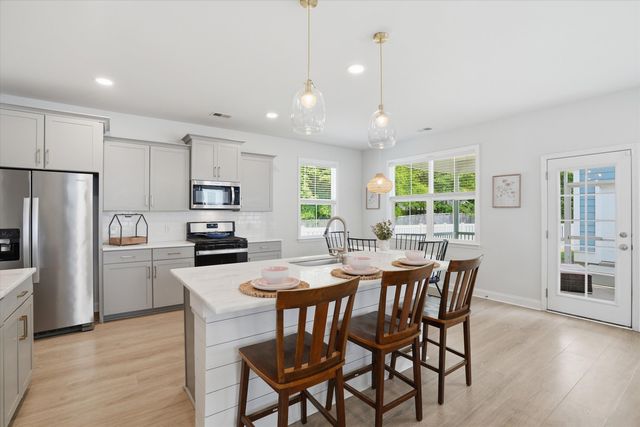 201 Angelica Avenue, Summerville, SC 29483