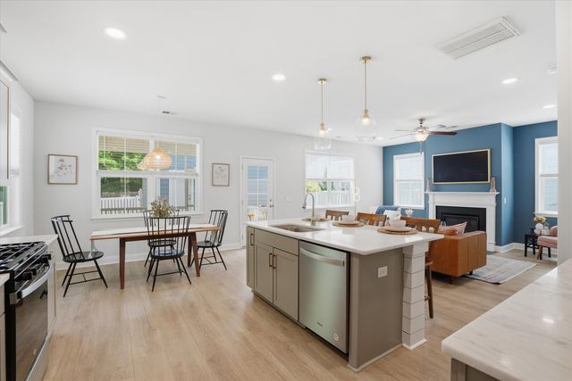 201 Angelica Avenue, Summerville, SC 29483