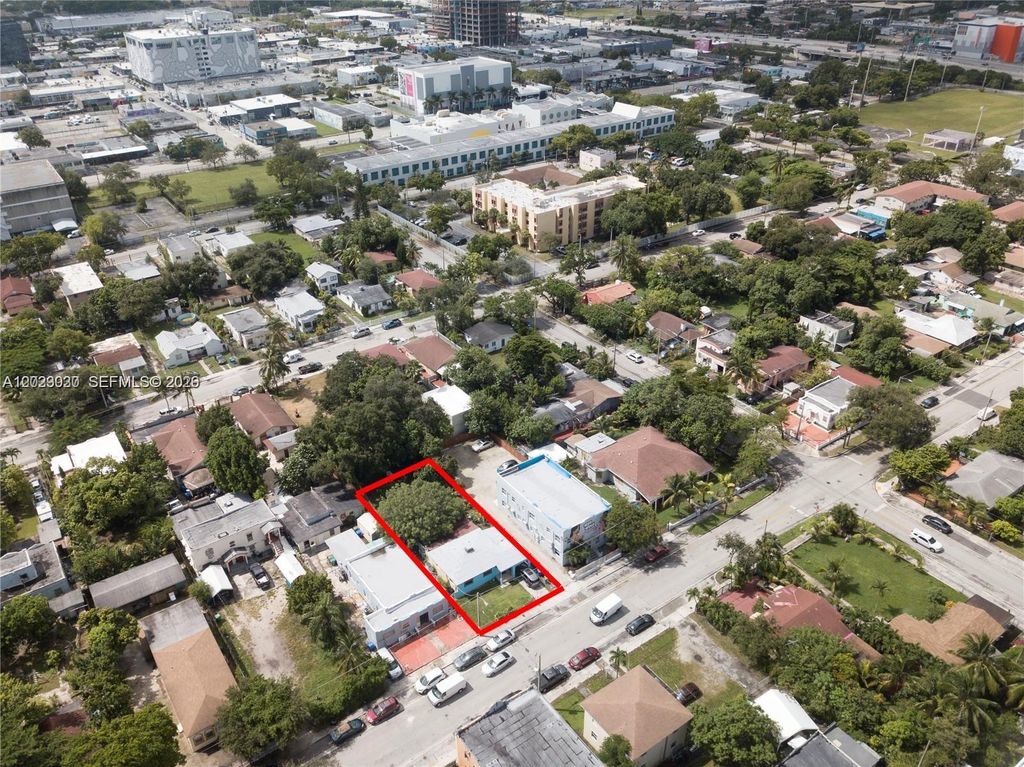 266 NW 32nd St, Miami, FL 33127