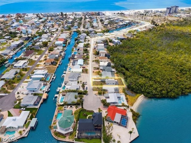 455 Donora BLVD, Fort Myers Beach, FL 33931