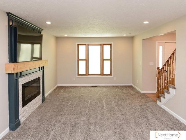 7201 Canyon Road, Lincoln, NE 68516