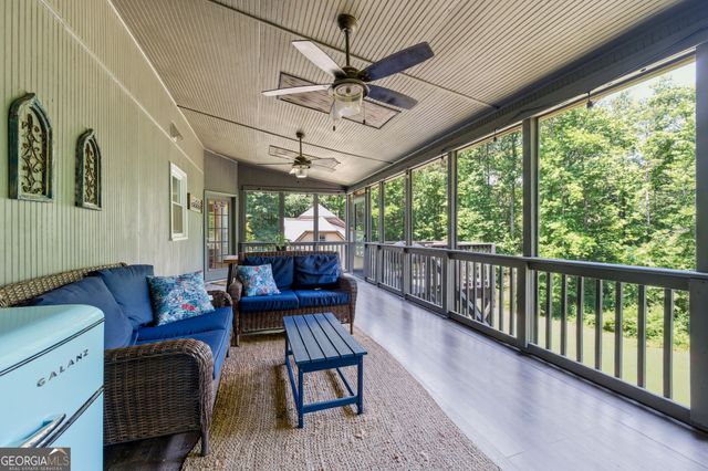 141 Shadowlake Lane SE, Marietta, GA 30067