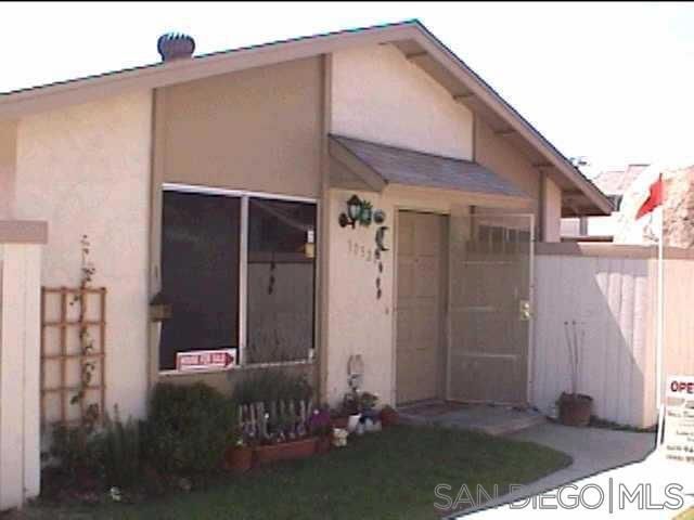 10328 Great Rock, Santee, CA 92071