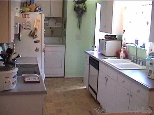 10328 Great Rock, Santee, CA 92071