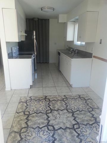 10328 Great Rock, Santee, CA 92071