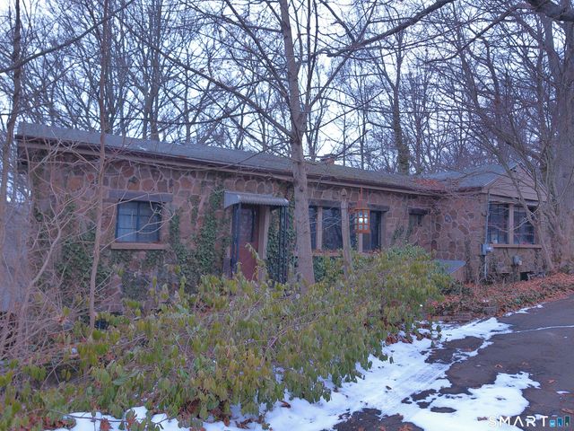 406 Strong Street, East Haven, CT 06512