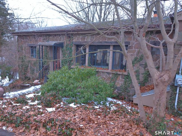 406 Strong Street, East Haven, CT 06512