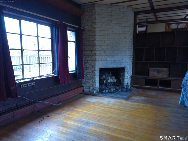 406 Strong Street, East Haven, CT 06512