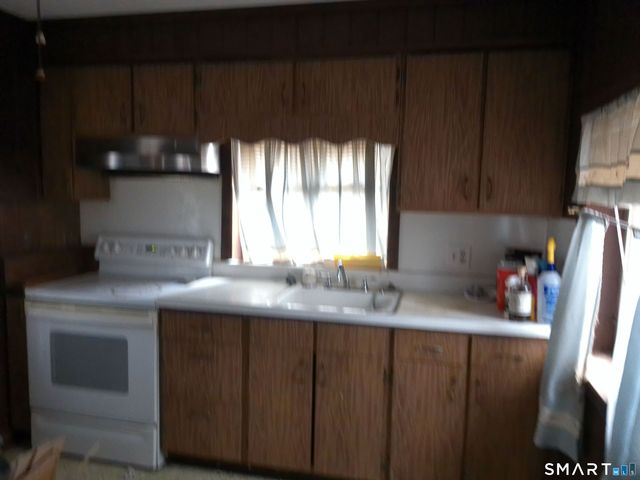 406 Strong Street, East Haven, CT 06512