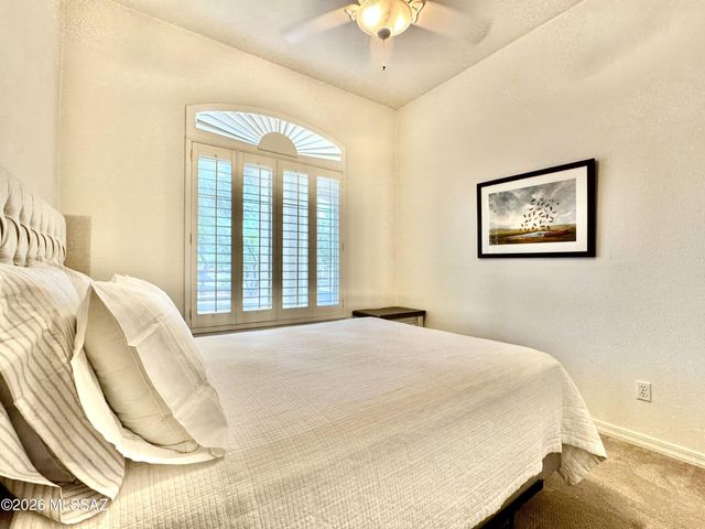 909 W Leatherleaf Drive, Tucson, AZ 85755