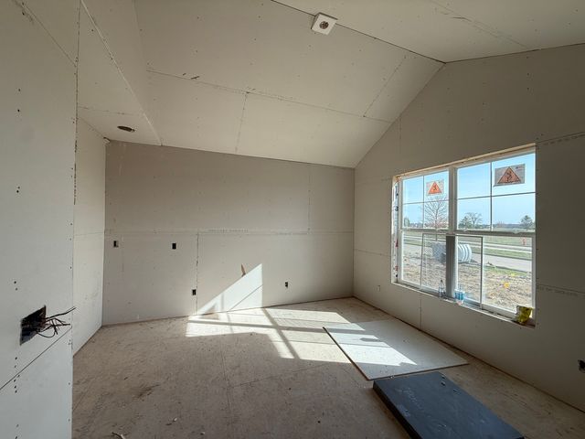 1921 S Stone Creek Boulevard, Urbana, IL 61802