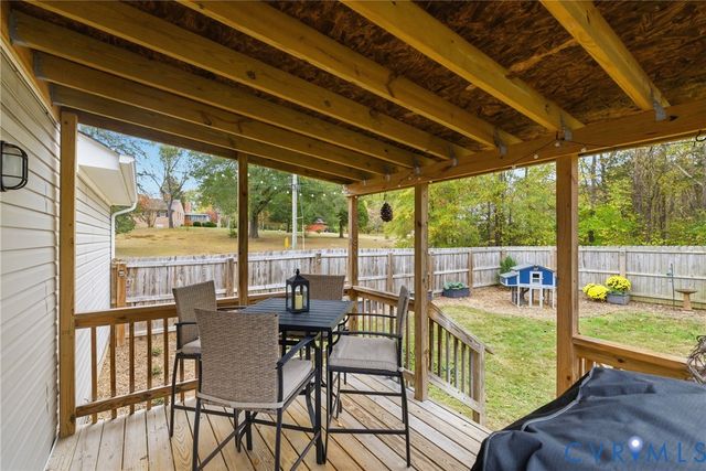 1603 High St, Farmville, VA 23901