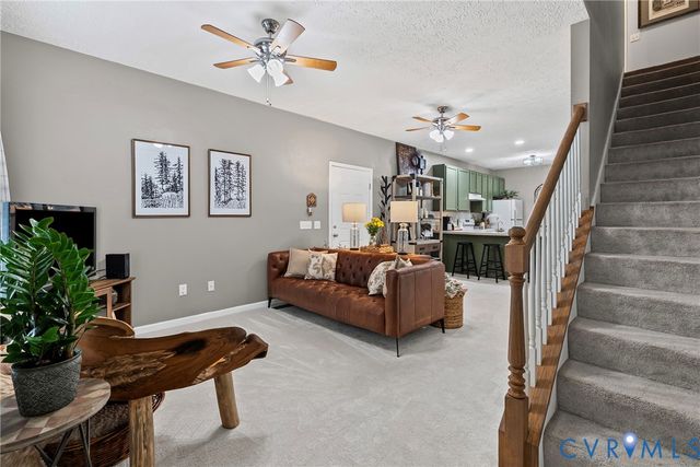 1603 High St, Farmville, VA 23901