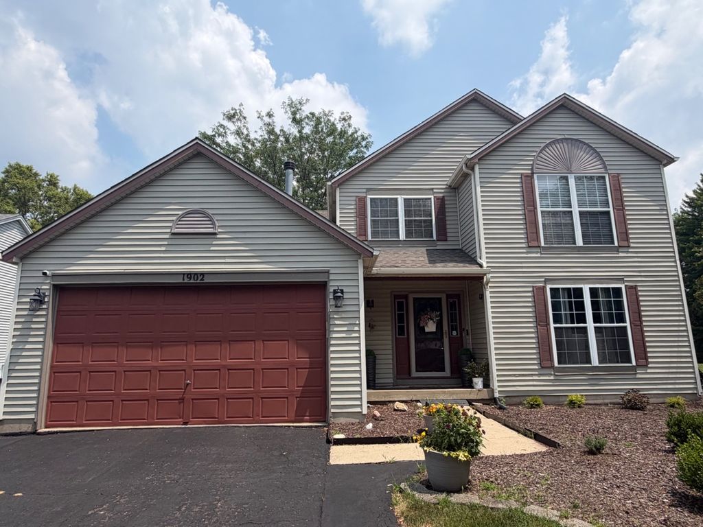 1902 Chestnut Grove Drive, Plainfield, IL 60586 — exterior