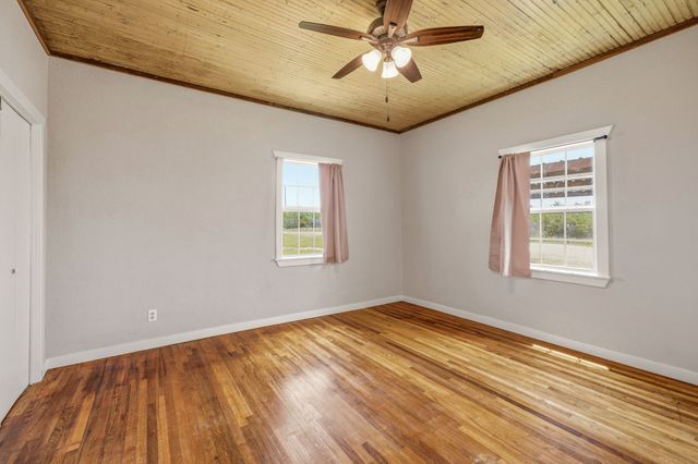 1470 Private Road 701, Stephenville, TX 76401