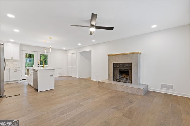 1785 Pierce Arrow Parkway, Tucker, GA 30084