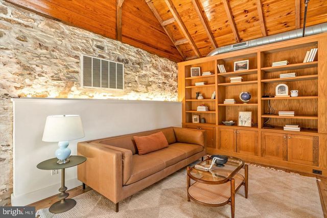 619B LAWRENCEVILLE RD, Princeton, NJ 08540