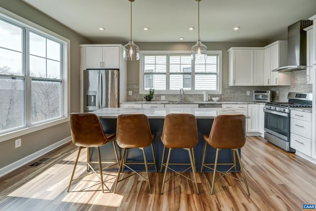 330 BISHOPGATE LN, Crozet, VA 22932