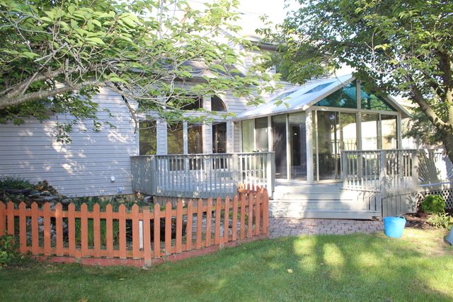 13197 Linda Vista Street, Belleville, MI 48111