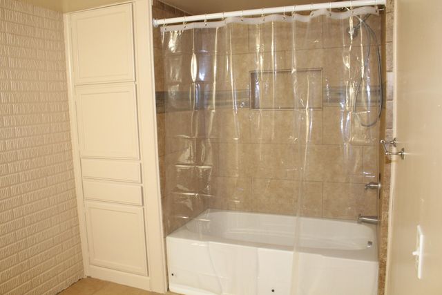 13197 Linda Vista Street, Belleville, MI 48111