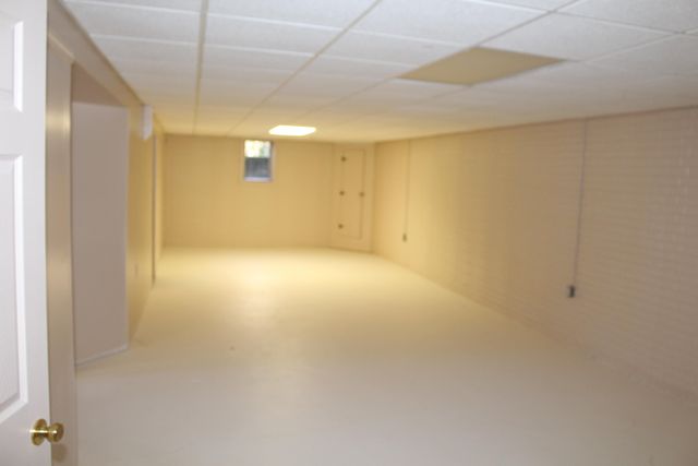 13197 Linda Vista Street, Belleville, MI 48111