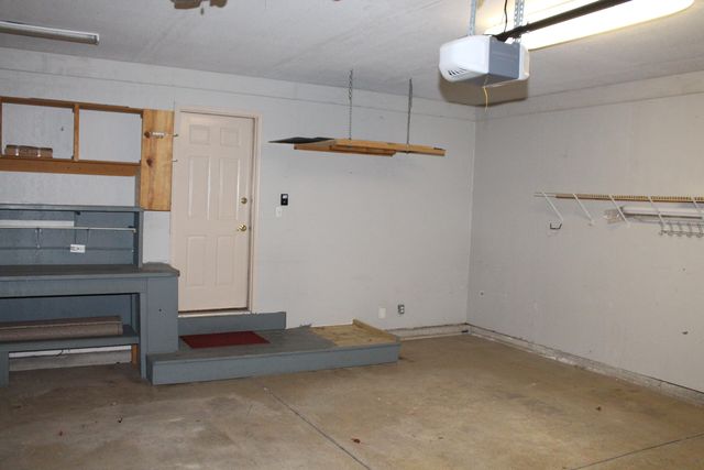 13197 Linda Vista Street, Belleville, MI 48111