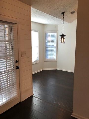 2628 Cascade Cove Drive, Buford, GA 30519