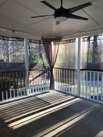 2628 Cascade Cove Drive, Buford, GA 30519