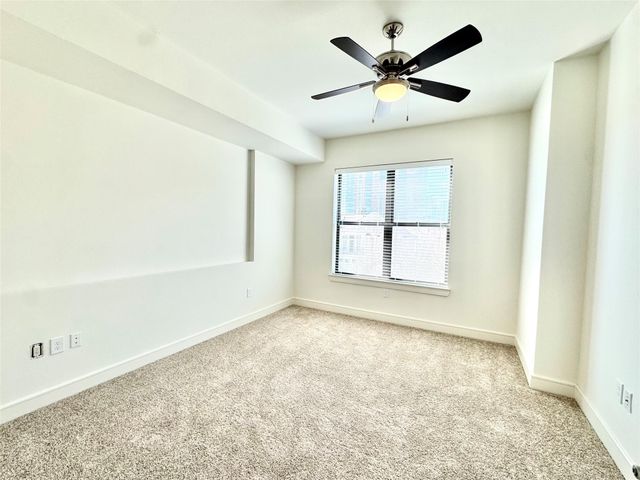 2303 Mid Lane 228, Houston, TX 77027