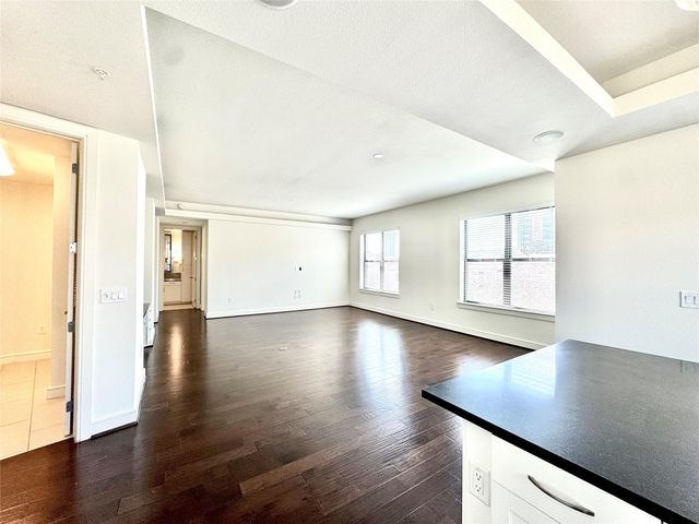 2303 Mid Lane 228, Houston, TX 77027