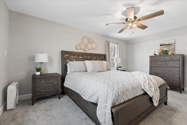 1009 Guardian CIR, Huddleston, VA 24104