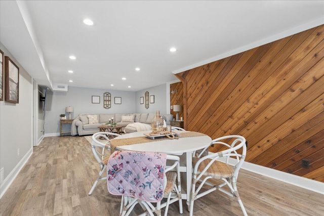 1009 Guardian CIR, Huddleston, VA 24104