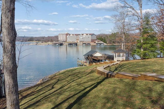 1009 Guardian CIR, Huddleston, VA 24104