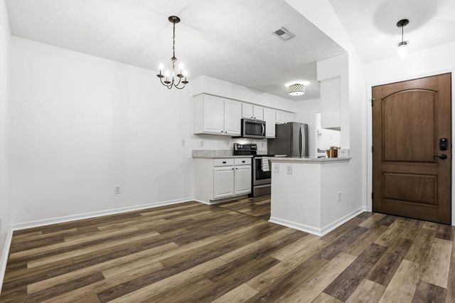 526 Market Street, Lithopolis, OH 43136