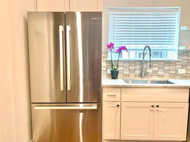 4012 Manifest LN 167, Austin, TX 78731