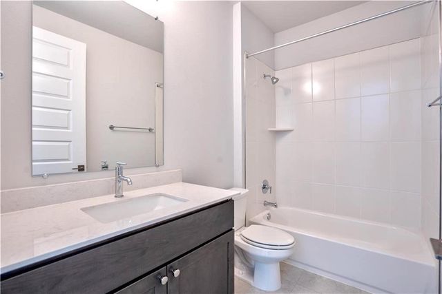 4012 Manifest LN 167, Austin, TX 78731