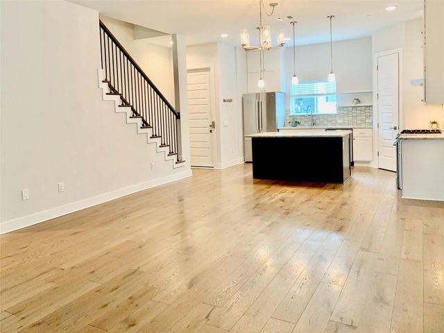 4012 Manifest LN 167, Austin, TX 78731