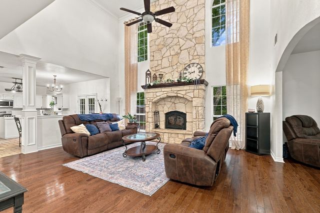 74 Meadow Hill Lane, Sherman, TX 75090