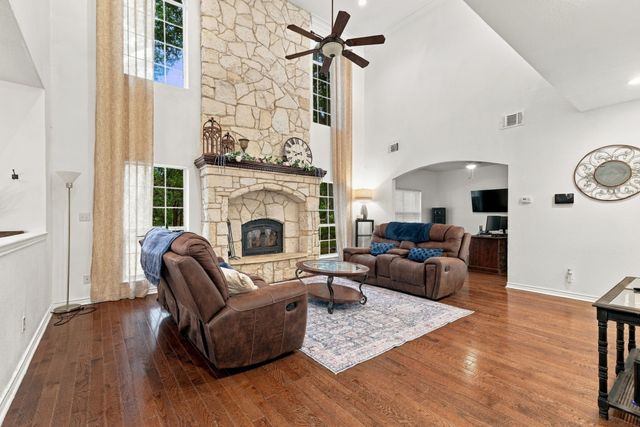 74 Meadow Hill Lane, Sherman, TX 75090