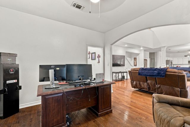 74 Meadow Hill Lane, Sherman, TX 75090