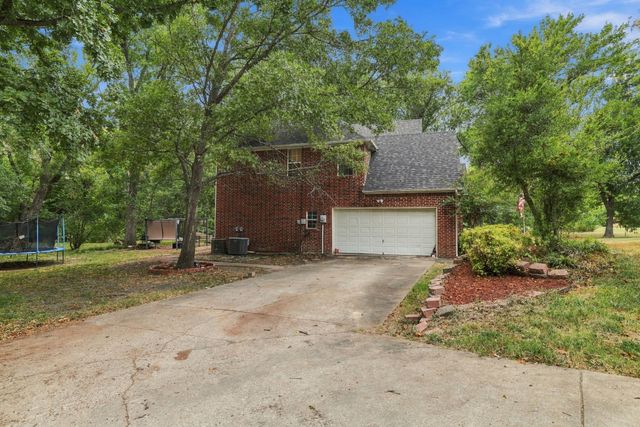 74 Meadow Hill Lane, Sherman, TX 75090